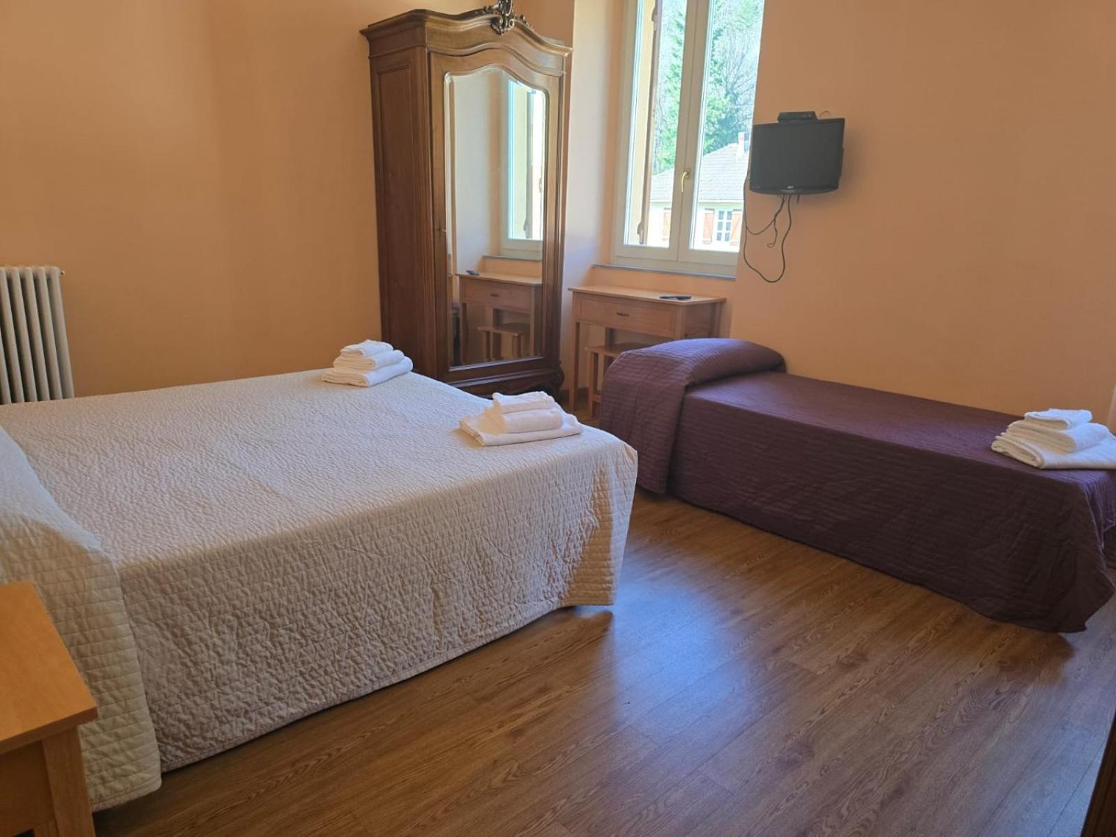 Albergo Minetto Martina Olba Eksteriør billede